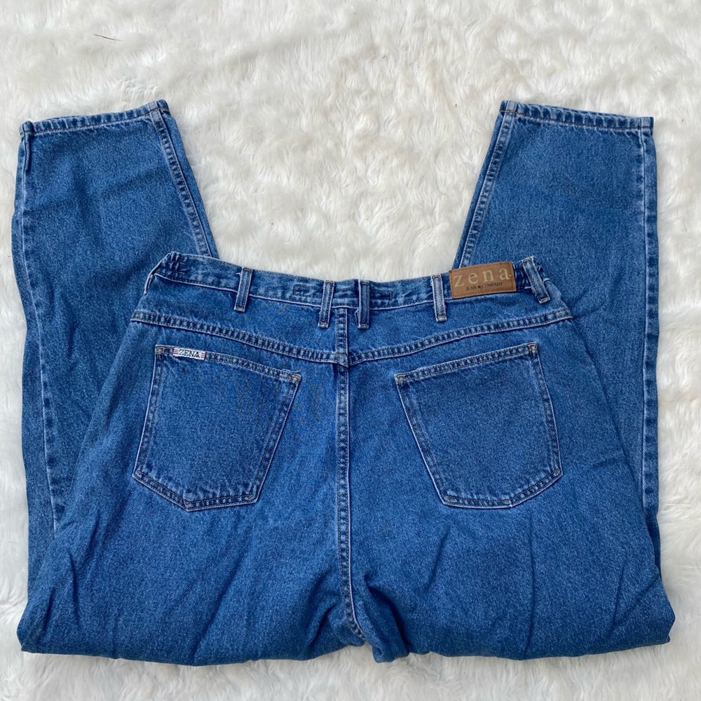 90’s Vintage Medium Wash High Waisted Mom Jeans